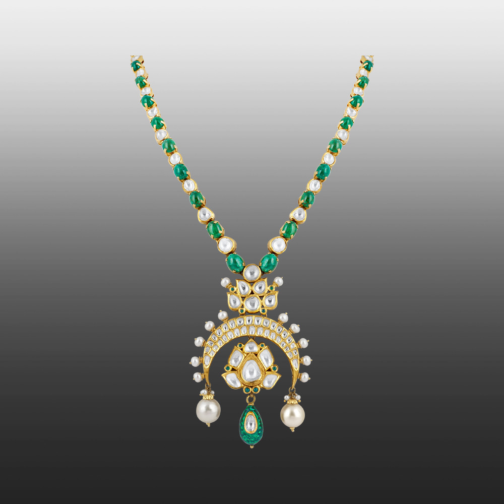 Inverted Chand Polki Necklace with Emeralds and Pearls
